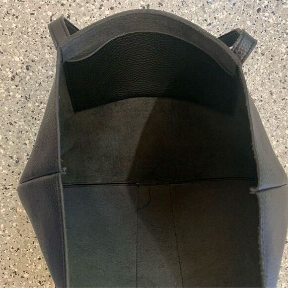 Vince Camuto Vegan Leather Tote Bag Black Gray Stripe Double Handles Casual - Picture 7 of 7